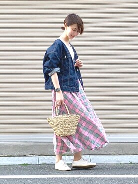「rps（アールピーエス）のアイテム（デニムジャケット）」を使った、三由佳奈さん（レディース・160cm）の春コーディネート