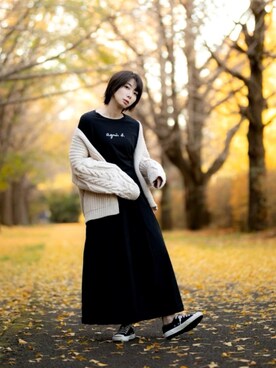 三由佳奈さんの「ピーチスキンボリュームフレアスカート」を使ったコーディネート