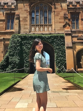 「H&M（エイチ・アンド・エム）のアイテム（チュニック）」を使った、Miさん（レディース・168cm）の春コーディネート