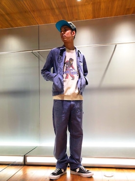 「白ニット」｜「アイテム（その他アウター）」を使った、森 拓巳さん（メンズ・176cm）の春コーディネート