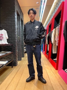 「HYSTERIC GLAMOUR（ヒステリックグラマー）のアイテム（スカジャン）」を使った、森 拓巳さん（メンズ・176cm）の秋コーディネート