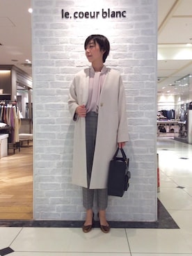 「お呼ばれ」｜「アイテム（その他アウター）」を使った、ルクールブラン大船ルミネウイング店スタッフさん（レディース・165cm）の秋コーディネート