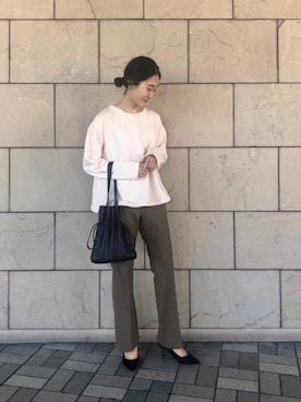 「スエット」｜「アイテム（パンプス）」を使った、ルクールブラン大船ルミネウイング店スタッフさん（レディース・158cm）の秋コーディネート