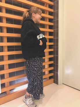 「SEVENDAYS=SUNDAY（セブンデイズサンデイ）のアイテム（スニーカー）」を使った、マミたすさん（レディース・155cm）の秋コーディネート