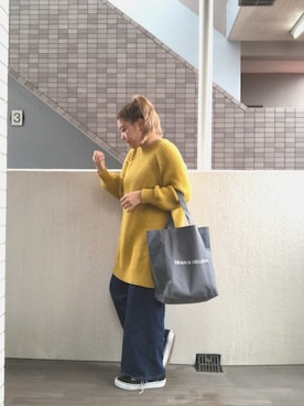 「イエロー」｜「アイテム（チュニック）」を使った、マミたすさん（レディース・157cm）の冬コーディネート