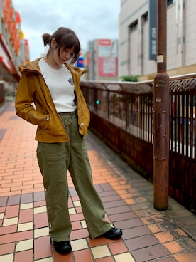 「アイテム（ライダースジャケット、イエロー系）」を使った、nanami さん（レディース・157cm）の夏コーディネート