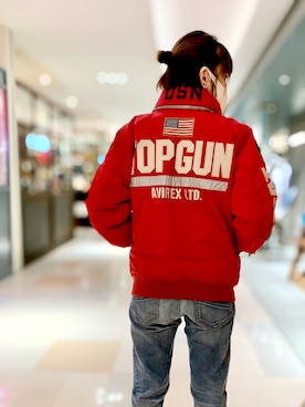 「アイテム（ミリタリージャケット、レッド系）」を使った、nanami さん（レディース・156cm）の秋コーディネート