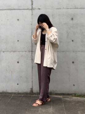 「サテンパンツ」｜「アイテム（ノーカラージャケット）」を使った、ryokoさん（レディース・166cm）の春コーディネート