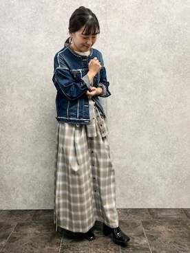 「EUCLAID（エウクレイド）のアイテム（デニムジャケット）」を使った、AIさん（レディース・158cm）の秋コーディネート