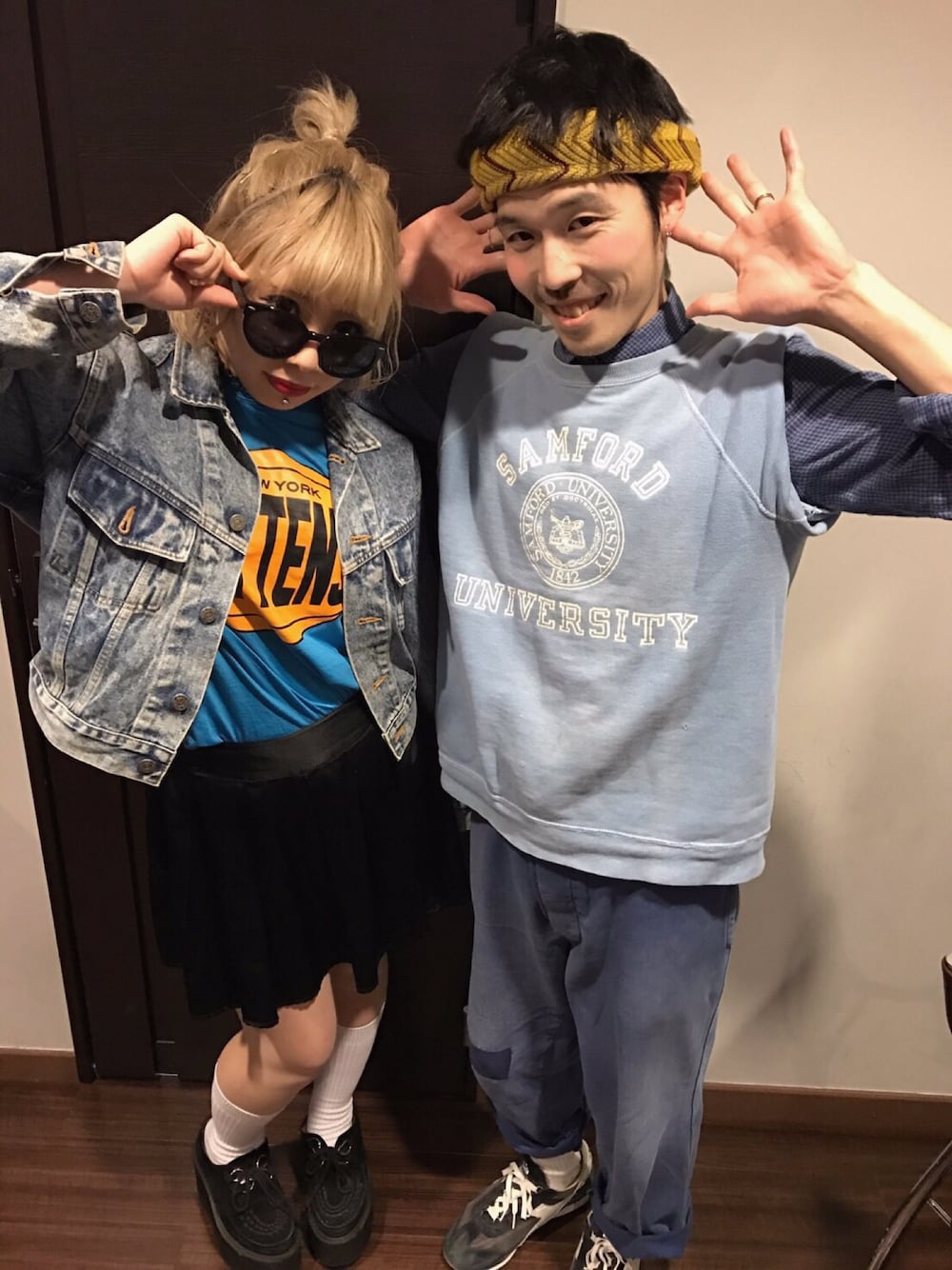 「りゅうちぇる、ペコちゃん」｜「DIADORAのアイテム（スニーカー、ブルー系）」を使った、ワキタシュヤさん（メンズ・170cm）の冬コーディネートの1枚目の写真