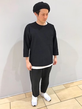 「白黒」｜「アイテム（ハンチング/ベレー帽）」を使った、BONOSANさん（メンズ・168cm）の秋コーディネート