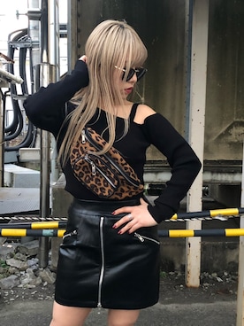 「ENVYM（アンビー）のＺＩＰ ＷＡＩＳＴ ＢＡＧ（ボディバッグ/ウエストポーチ）」を使った、Kahoyanさん（レディース・150cm）の秋コーディネート