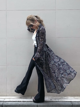 「ENVYM（アンビー）のペイズリーガウン（その他アウター）」を使った、Kahoyanさん（レディース・150cm）の春コーディネート