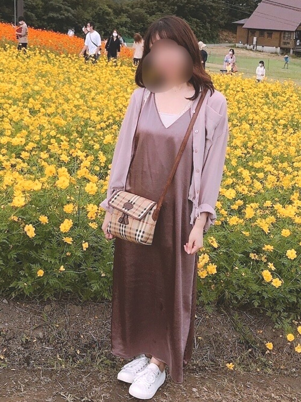 「秋のコーデ、ピンク」｜「KBFのアイテム（ワンピース、ピンク系）」を使った、#mishuさん（レディース・156cm）の秋コーディネートの1枚目の写真