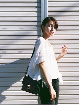 「足長効果」｜「アイテム（その他）」を使った、七瀬みなみさん（レディース・168cm）の夏コーディネート