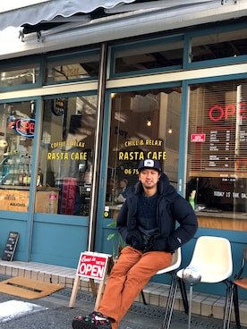 「Ron Herman（ロン ハーマン）のアイテム（キャップ、ブルー系）」を使った、Shota Inatani Hachiさん（メンズ・183cm）の冬コーディネート