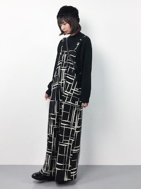 「antiqua（アンティカ）のアイテム（オールインワン・サロペット）」を使った、ambiさん（レディース・160cm）の冬コーディネート