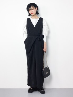 「merlot plus（メルロープリュス）のアイテム（オールインワン・サロペット）」を使った、ambiさん（レディース・160cm）の冬コーディネート