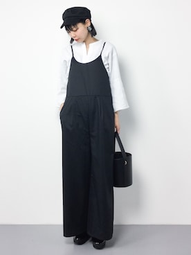 「antiqua（アンティカ）のアイテム（オールインワン・サロペット）」を使った、ambiさん（レディース・160cm）の冬コーディネート