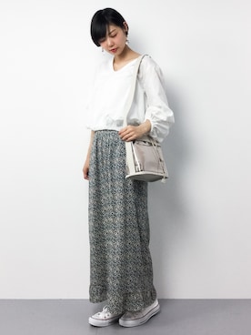 「Ameri（アメリ）のアイテム（バッグ）」を使った、ambiさん（レディース・160cm）の春コーディネート