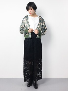 「rps（アールピーエス）のアイテム（MA-1）」を使った、ambiさん（レディース・160cm）の春コーディネート
