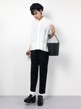 「LOWRYS FARM（ローリーズファーム）の８０ミコチノテーパードパンツ　744464 （チノパンツ）」を使った、ambiさん（レディース・160cm）の春コーディネート