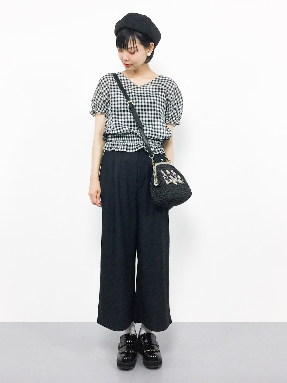 IENA ウェーブシャーリングパフブラウス 追加ブラックB 美品 IENA 17SS 今季美品 ウェーブシャーリングパフブラウス 【公式通販】