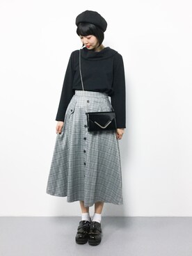 ambiさんの「【WEB限定】 フロントボタンフレアスカート」を使ったコーディネート