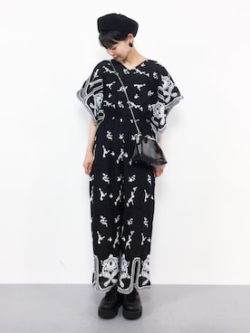 「OSMOSIS（オズモーシス）のアイテム（オールインワン・サロペット）」を使った、ambiさん（レディース・160cm）の春コーディネート