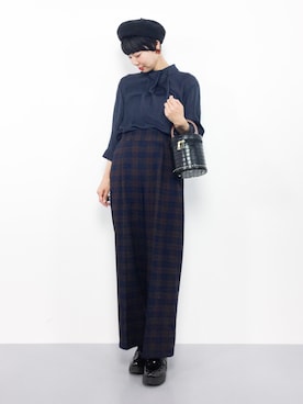 「UR SELECT（ユーアールセレクト）の【2way】スタッズポーチポシェット（ショルダーバッグ）」を使った、ambiさん（レディース・160cm）の秋コーディネート