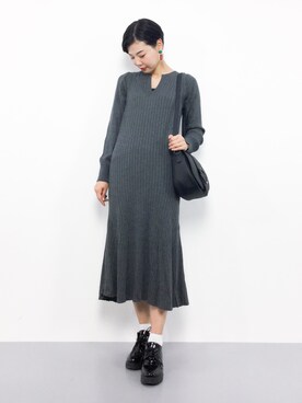 「gray」｜「アイテム（ワンピース/ドレス）」を使った、ambiさん（レディース・160cm）の秋コーディネート