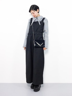 「merlot plus（メルロープリュス）のアイテム（オールインワン・サロペット）」を使った、ambiさん（レディース・160cm）の秋コーディネート