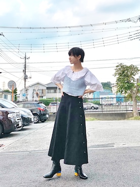 「スリット」｜「アイテム（その他トップス）」を使った、光永さん（レディース・159cm）の秋コーディネート