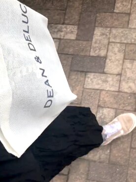 「dean&deluca（ディーンアンドデルーカ）のアイテム（トートバッグ、ホワイト系）」を使った、marrrinさん（レディース・153cm）の春コーディネート