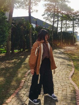 「アイテム（その他トップス、ブラウン系）」を使った、楊さん（レディース・157cm）の冬コーディネート