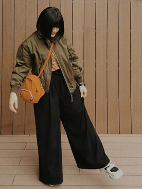 「CACO（カコ）のアイテム（パンツ）」を使った、楊さん（レディース・157cm）の冬コーディネート