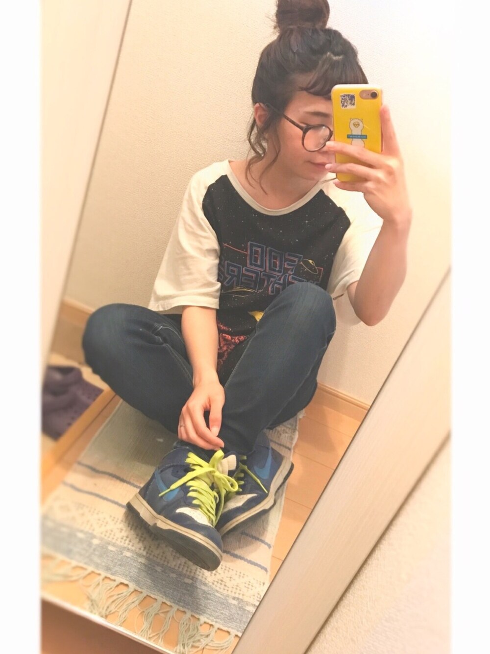 「運動会、UT、ふーふぁいたーず、ELLEGARDEN、復活、嬉しい♡♡♡」｜「UNIQLOのMEN Music IconsグラフィックT（フー・ファイターズ・半袖）（Tシャツ/カットソー、ブラック系）」を使った、ゆっき。さん（レディース・154cm）の春コーディネートの1枚目の写真