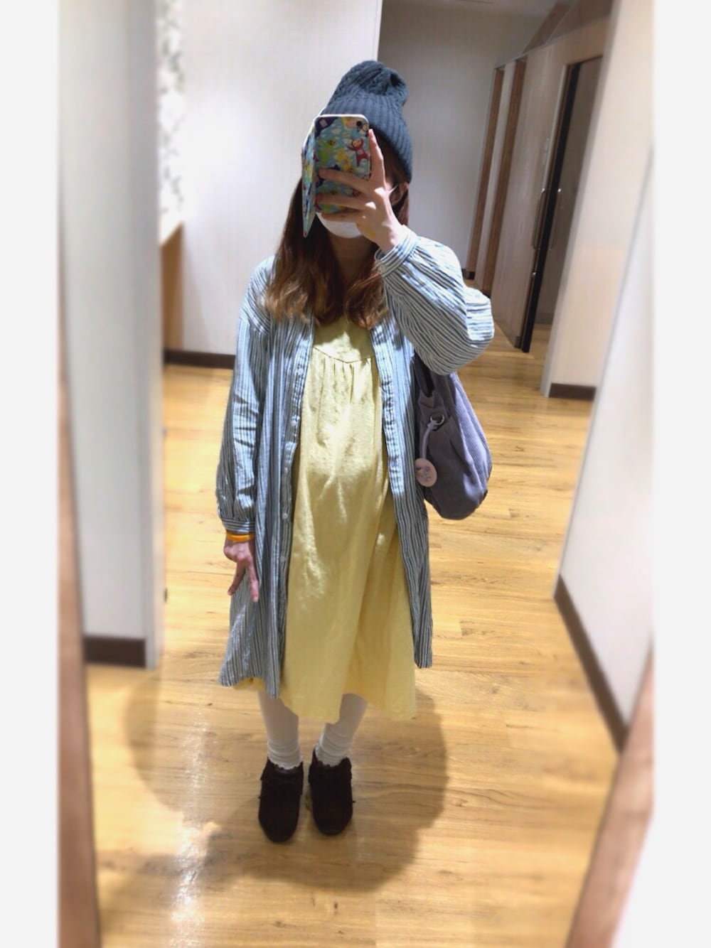 「カジュアル、ワンピース、春ワンピ、春コーデ、妊婦コーデ、ぷんにー、ゆるコーデ」｜「studio CLIPの【studio CLIP】 コットンスラブチャーム付きワンピース（ワンピース、イエロー系）」を使った、ゆっき。さん（レディース・153cm）の春コーディネートの1枚目の写真
