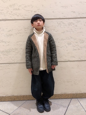 「ノーカラー」｜「アイテム（スウェット）」を使った、coha-chan2さん（キッズ・123cm）の冬コーディネート
