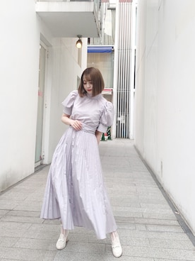 「アイテム（ワンピース/ドレス、シルバー系）」を使った、ぐんじさん（レディース・157cm）の春コーディネート