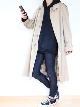 「アイラブCONVERSE」｜「アイテム（トレンチコート）」を使った、YUさん（メンズ・176cm）の冬コーディネート