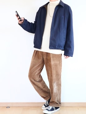 「UNIQLO（ユニクロ）のプレミアムラムタートルネックセーター（長袖）（ニット/セーター）」を使った、YUさん（メンズ・176cm）の冬コーディネート