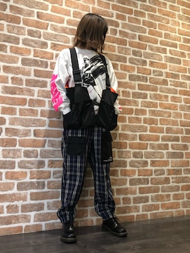 「FLAGSTUFF（フラグスタフ）のアイテム」を使った、マツモトさん（レディース・161cm）の冬コーディネート