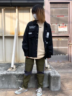 「WHITELAND BLACKBURN」｜「アイテム（ナイロンジャケット）」を使った、マツモトさん（レディース・161cm）の春コーディネート
