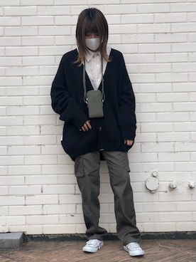 「KENZO」｜「アイテム（カーゴパンツ）」を使った、マツモトさん（レディース・161cm）の秋コーディネート
