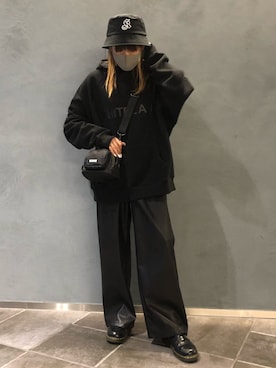 「WHITELAND（ホワイトランド）のWHITELAND/ホワイトランド/プリントパーカー（パーカー）」を使った、マツモトさん（レディース・161cm）の冬コーディネート