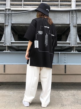 「AZS TOKYO（アザストーキョー）のAZS TOKYO/アザストーキョー/クライアローンバケットハット/CRY ALONE BUCKET（ハット、ブラック系）」を使った、マツモトさん（レディース・161cm）の夏コーディネート