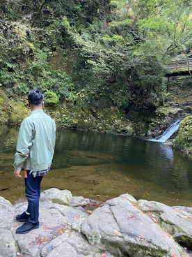 「KEEN（キーン）のアイテム（ファッション雑貨、ブラック系）」を使った、chedaaさん（メンズ・175cm）の秋コーディネート