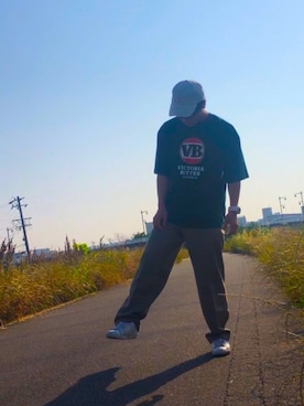 「CHAPS（チャップス）のアイテム（スラックス）」を使った、YsKさん（メンズ・165cm）の夏コーディネート