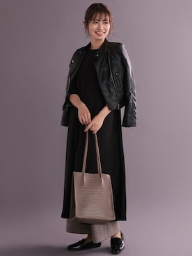 「Ninarobe（ニーナローブ）のアイテム」を使った、Retica(レティカ)さん（レディース・163cm）の秋コーディネート